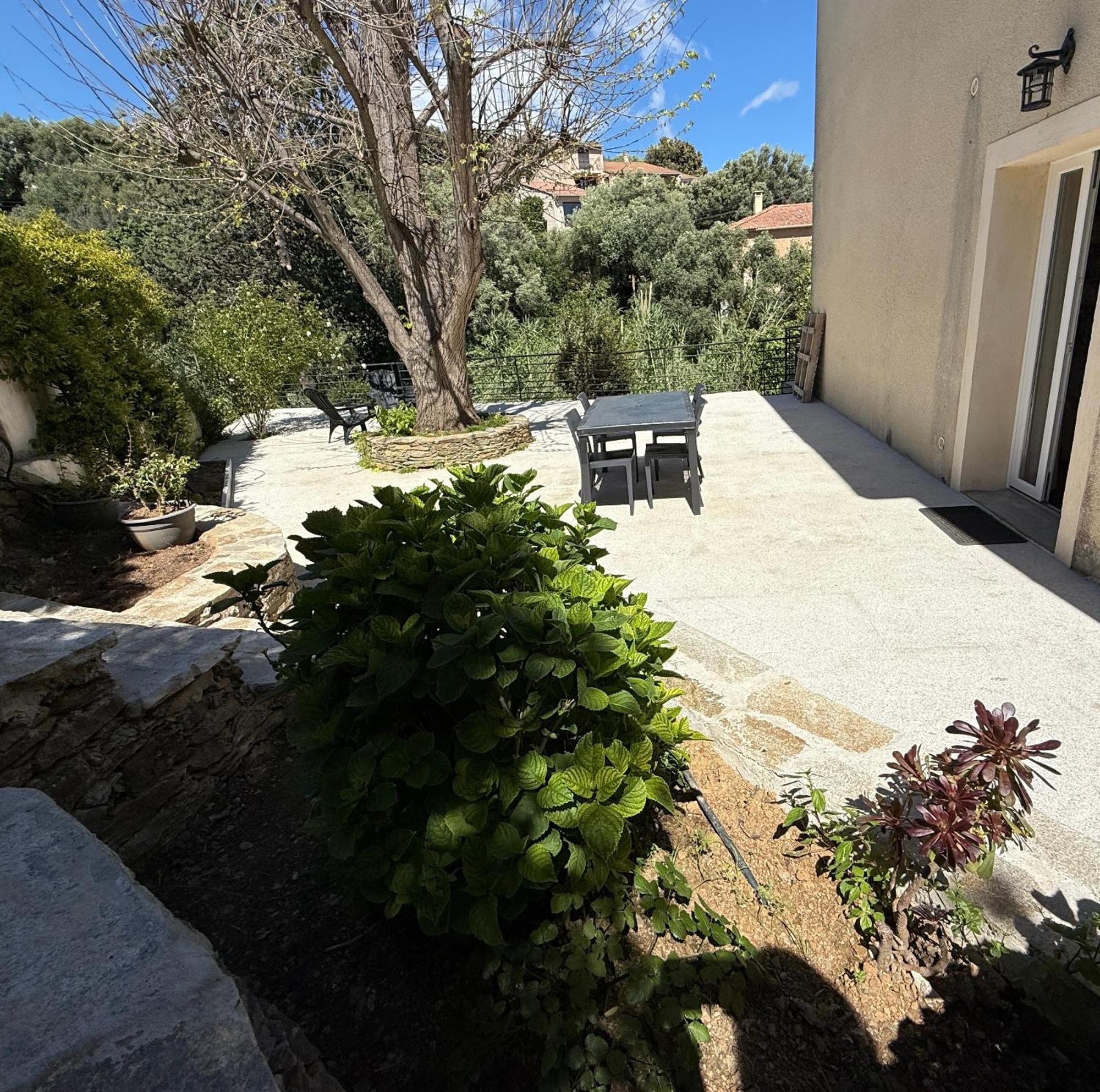 A Casa Corbaia Appartement 40 M2, Jardin Prive, Parking, Proche Centre Ville Et Mer Apartment 40 M2, Private Garden Parking Near Town Center And Sea Port And Airport Bastiya Dış mekan fotoğraf